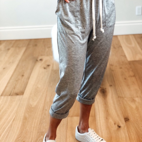 LOOKS BY LAUREN - Picture 5 of 5